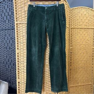 POLO Ralph Lauren green corduroy pants 33/32 classic fit - light wear to knees